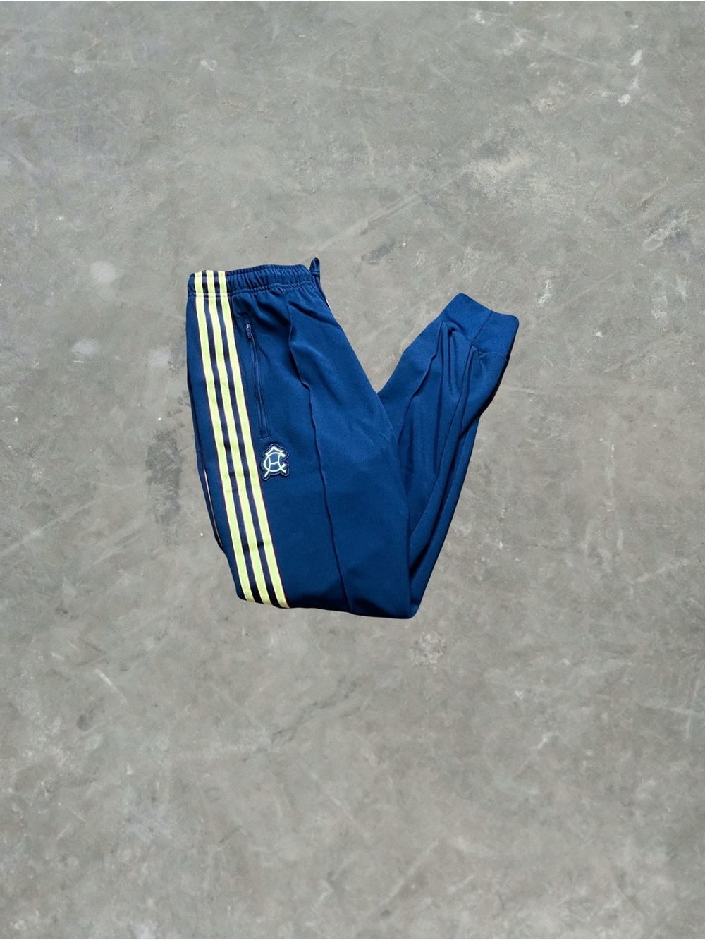 Club America Adidas Terrace Icons Soccer Track Pants Navy NWT Mens L Mexico